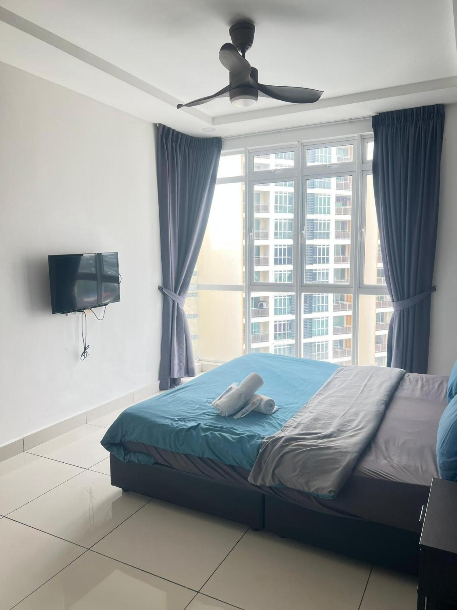 Residences At Daya By Sr Home Johor Bahru Bagian luar foto