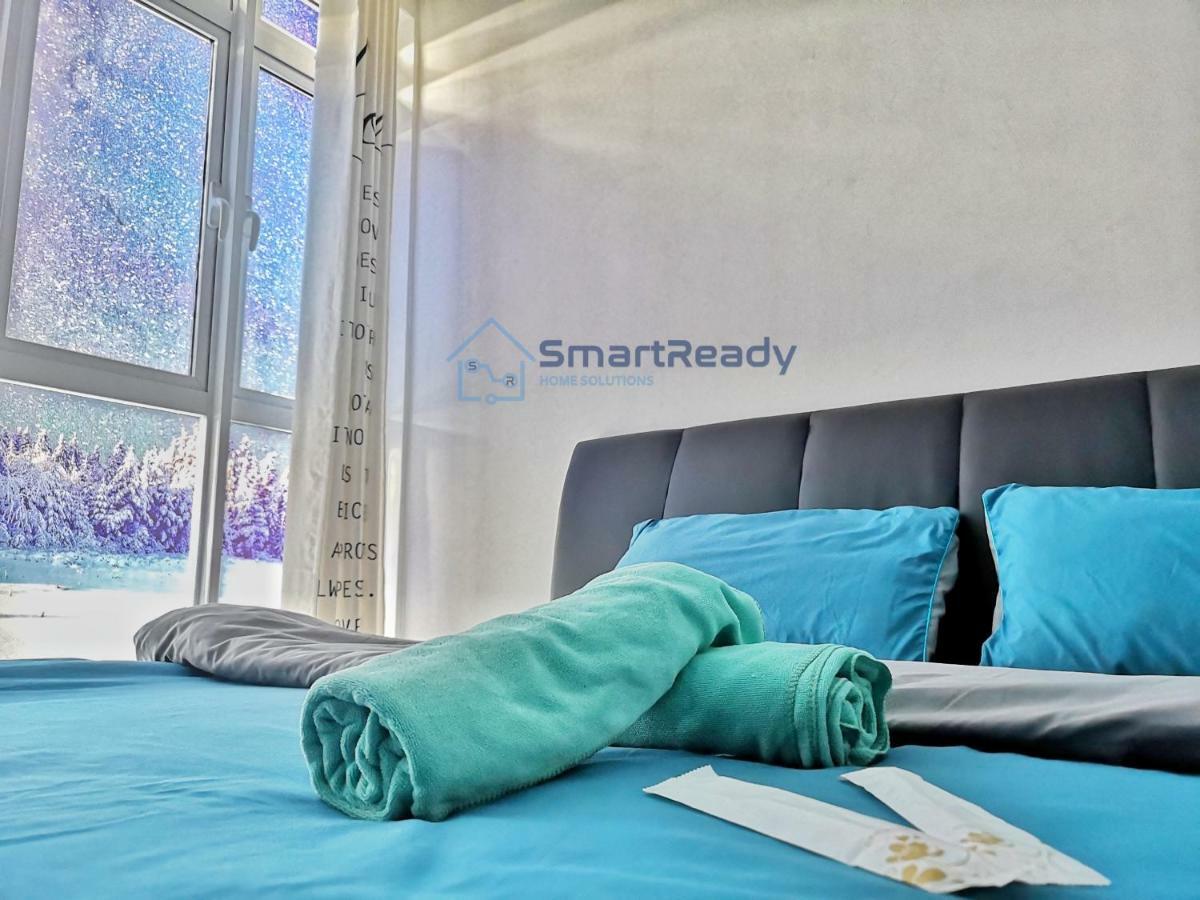 Residences At Daya By Sr Home Johor Bahru Bagian luar foto