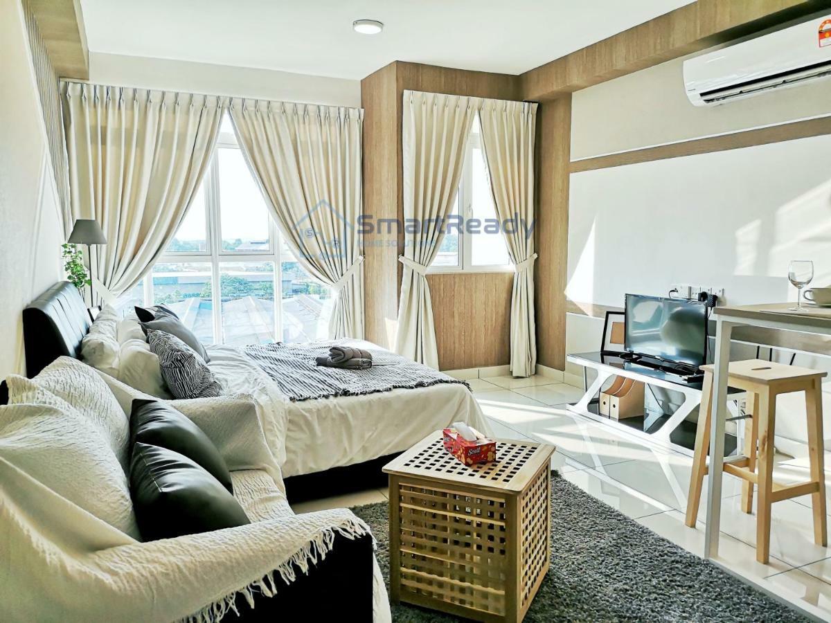 Residences At Daya By Sr Home Johor Bahru Bagian luar foto